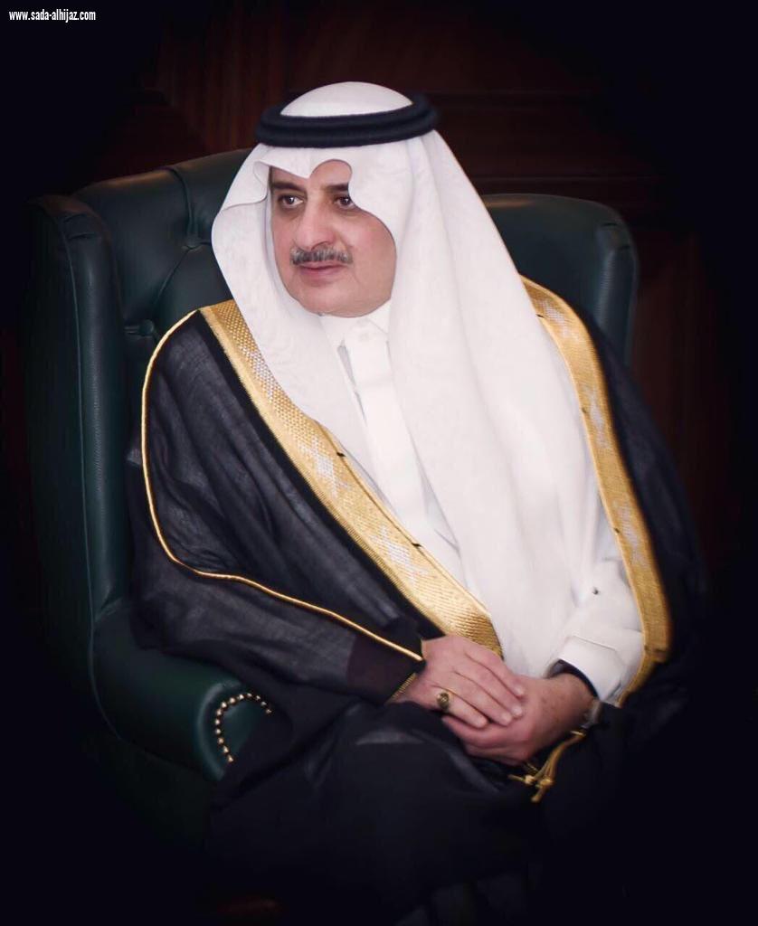 أمير منطقة تبوك ونائبه يواسيان بوفاة الشيخ فهد بن إبراهيم الحمري البلوي   