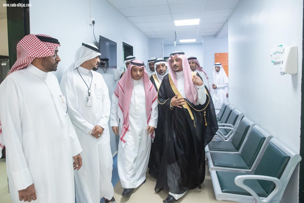 بمناسبة عيد الفطر المبارك رئيس مركز الموسم يعايد مرضى مستشفى الموسم العام 