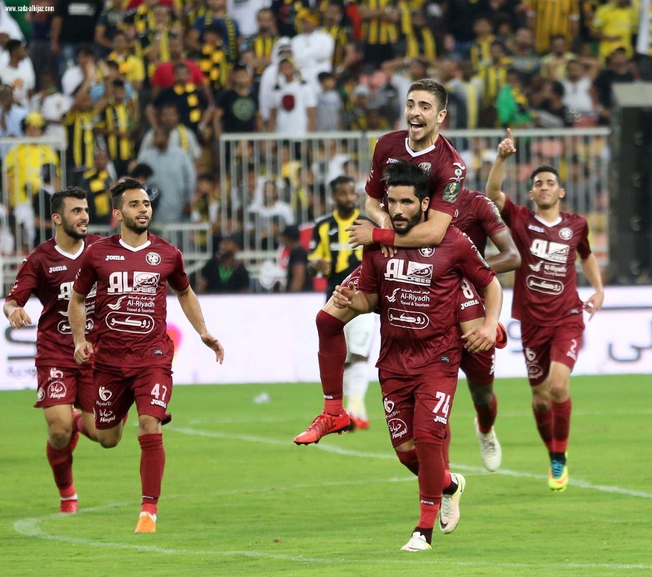 الإتحاد بثلاثية يحقق الكأس الملكية
