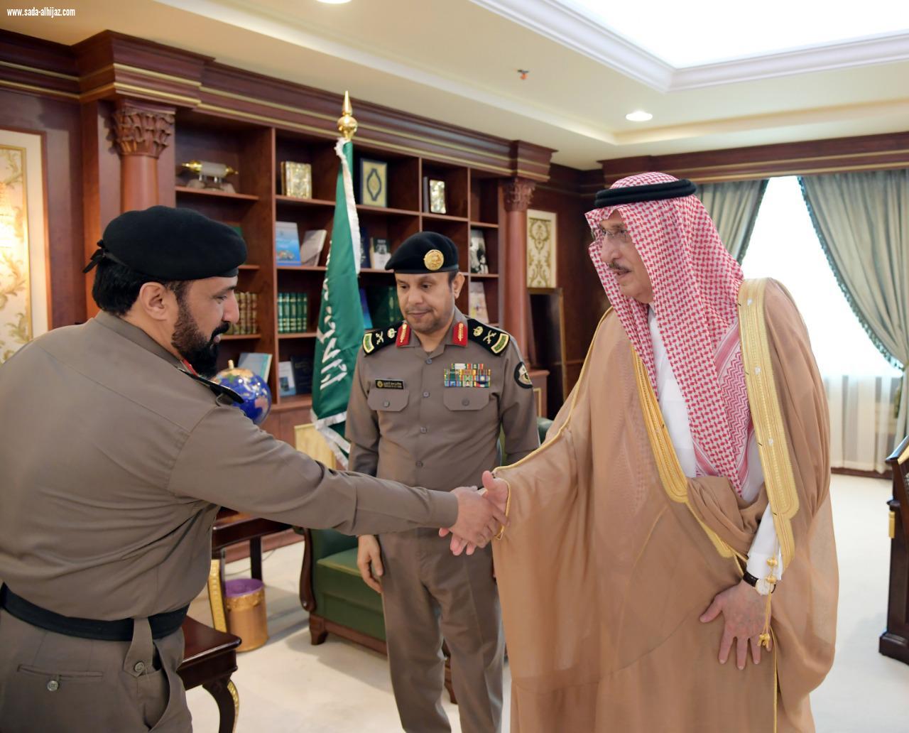 سمو أمير منطقة جازان يدشن نظام الرصد الآلي للمركبات المتحركة الرسمية والسرية المرورية بالمنطقة