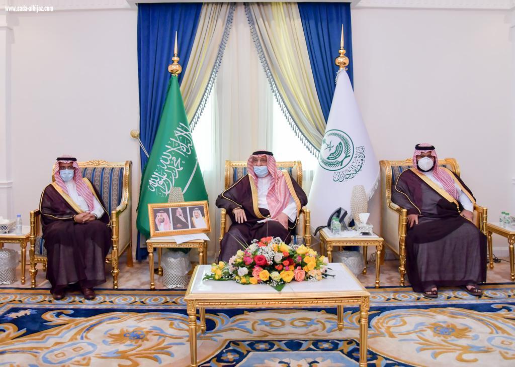 سمو أمير منطقة جازان يستقبل وزير الصناعة والثروة المعدنية