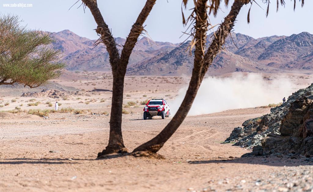 بعد سلسلة من الحوادث،والأعطال، والإصابات،والانسحابات،يزيد الراجحي بطلا لرالي العلا نيوم