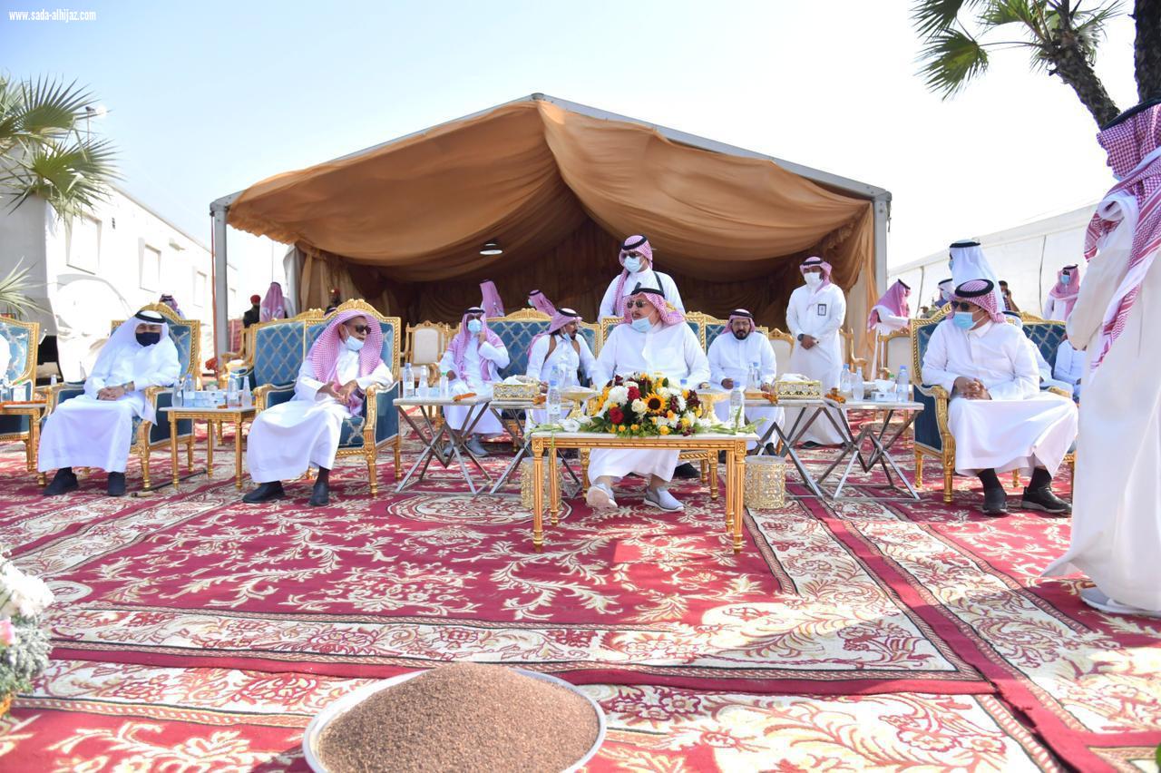 الشيخ موسى محسن مشرقي يهنئ سمو ولي العهد بنجاح العملية الجراحية