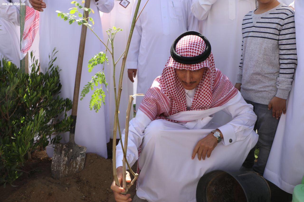 أمين الطائف يدشن حملة  اغرسها لتشجير الطائف