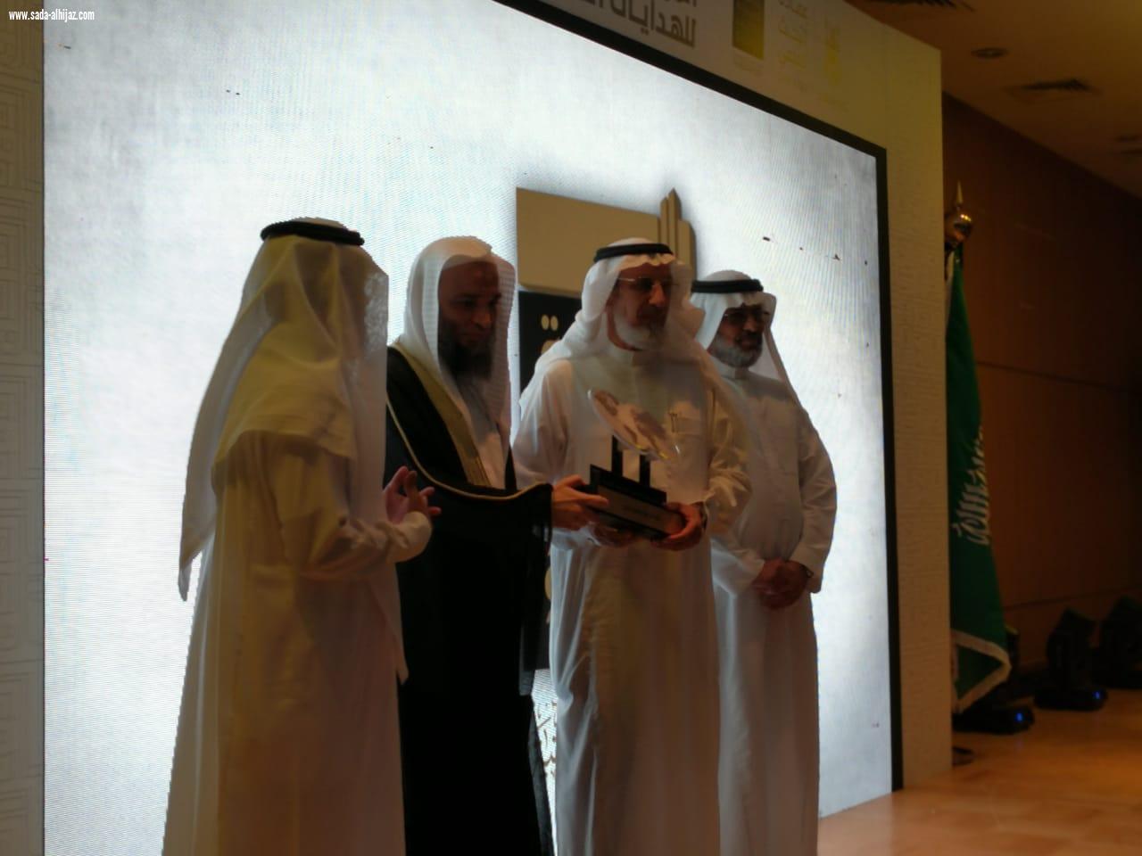 معالي مدير جامعة أم القرى يرعى حفل تدشين الموسوعة العالمية للهدايات القرآنية