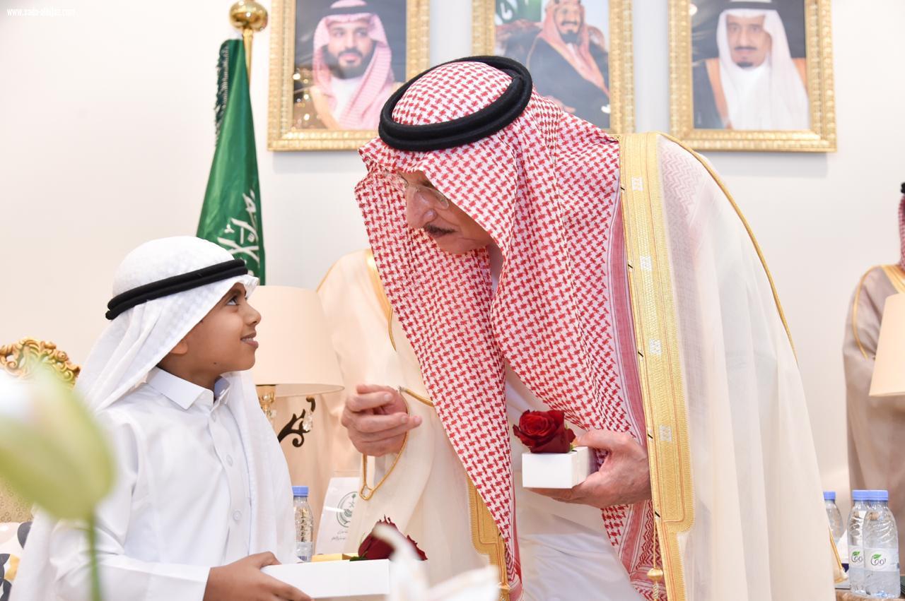 سمو أمير منطقة جازان يستقبل المهنئين بعيد الأضحى المبارك