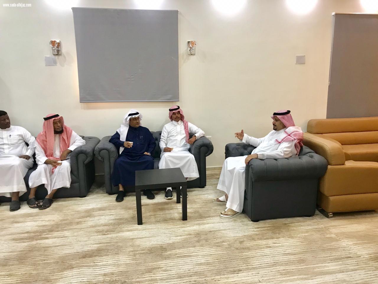 محافظ أحد المسارحة يستقبل فريق البرازيل بمناسبة تحقيق بطولة حاكمة الشتوية