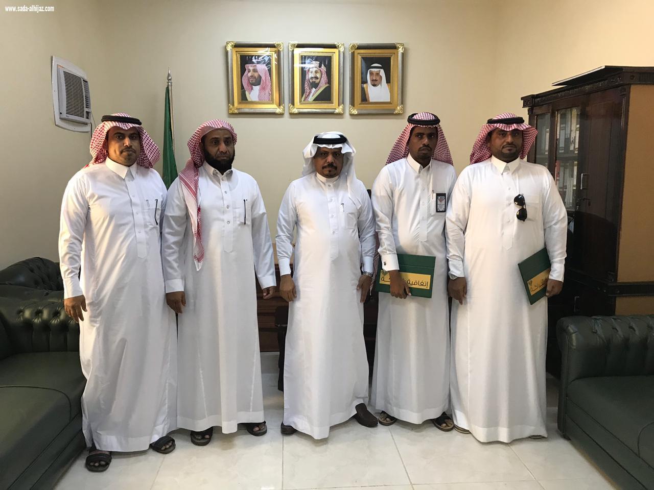 محافظ بيش يشهد اتفاقية تعاون بين جمعية البر والضمان الاجتماعي بمحافظة بيش ومجمع صرح التوفيق الطبي