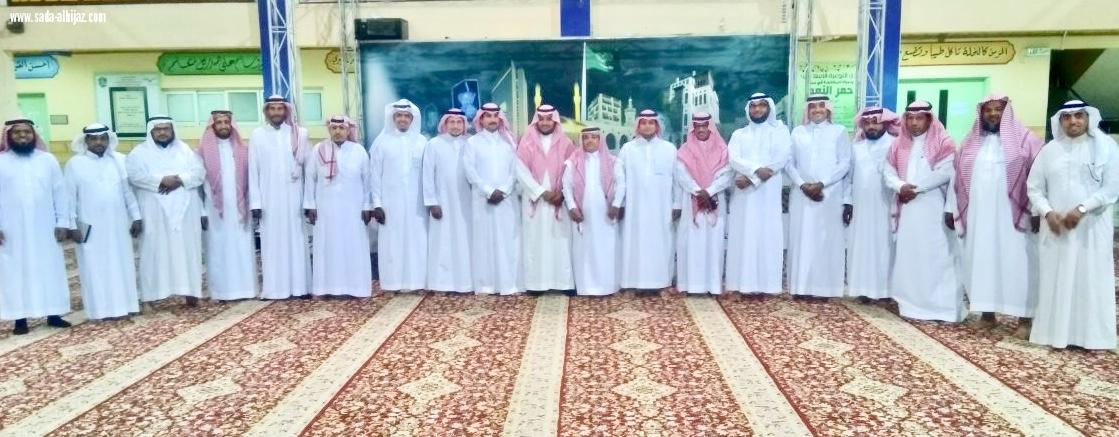 اختتام البرنامج التدريبي لمرشدي الطلاب لتعليم الكبار بجدة