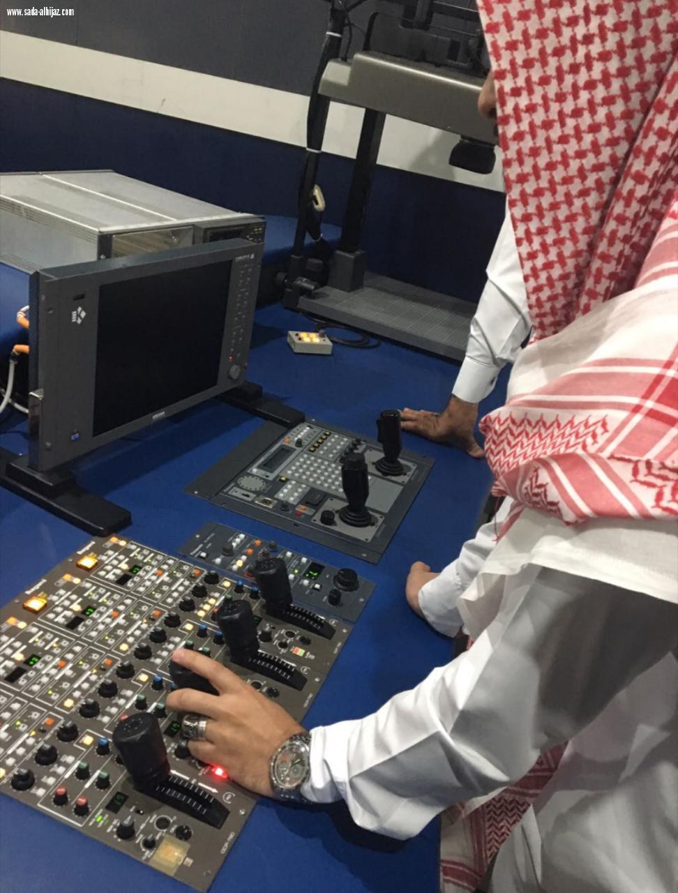 اعلاميات صحيفة صدى الحجاز يزرن مركز تلفزيون المدينة المنورة