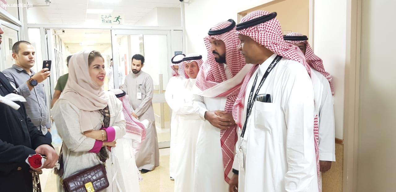 معايدة أعضاء ثقافة وفنون جدة لمرضى مستشفى الملك فهد