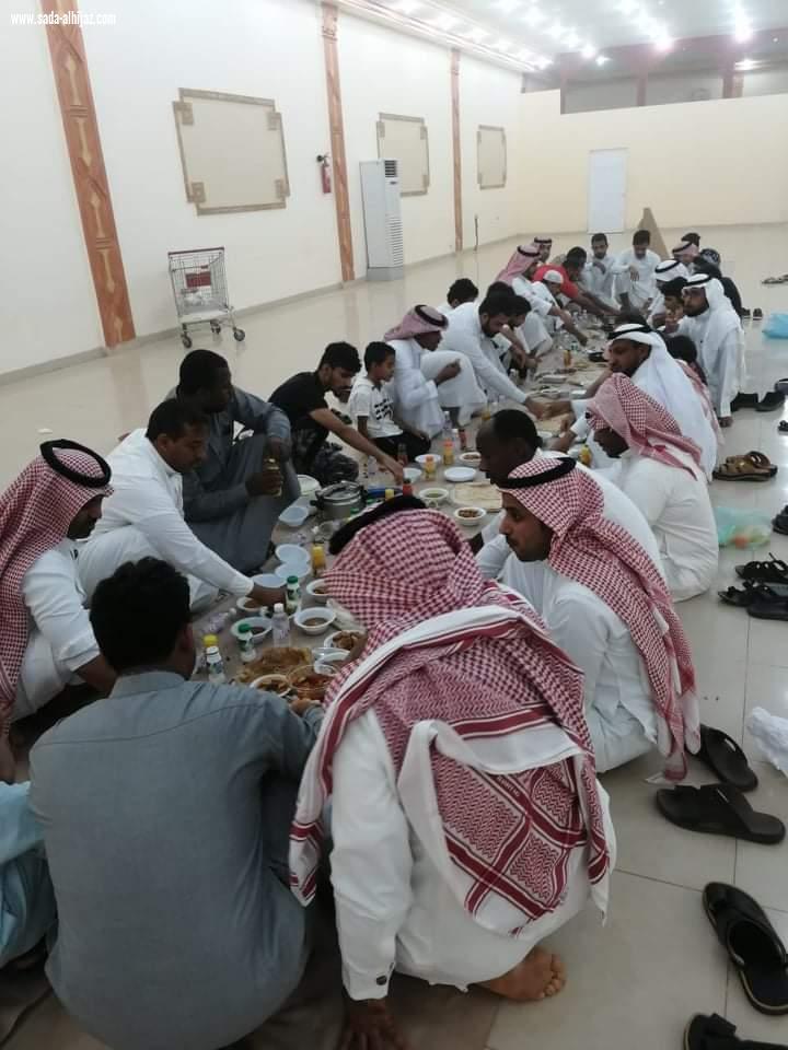 مركز النشاط الاجتماعي بالمنجارة يقيم برنامج الإفطار الرمضاني الجماعي