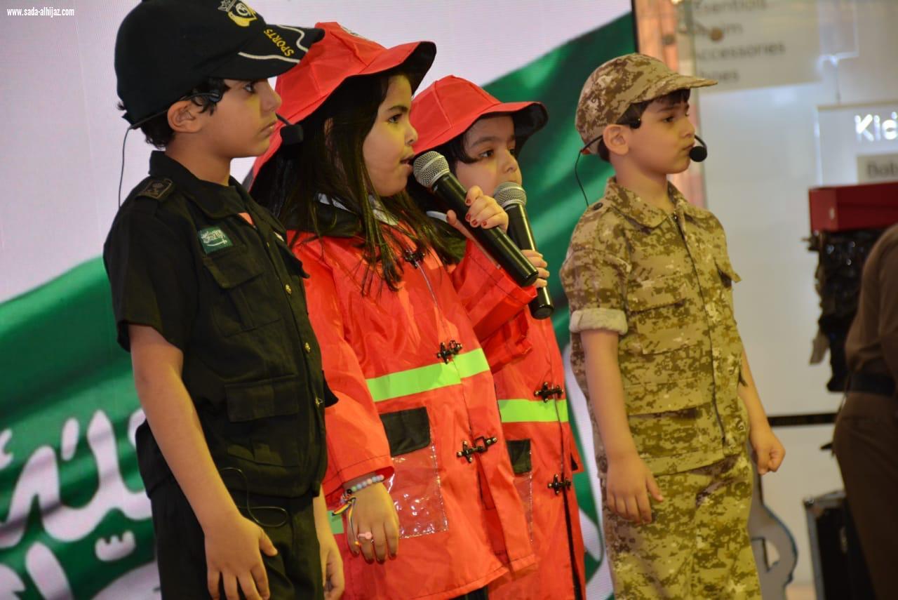 الأمير مشعل بن ماجد يدشن فعاليات اليوم العالمي للدفاع المدني بمحافظة جدة