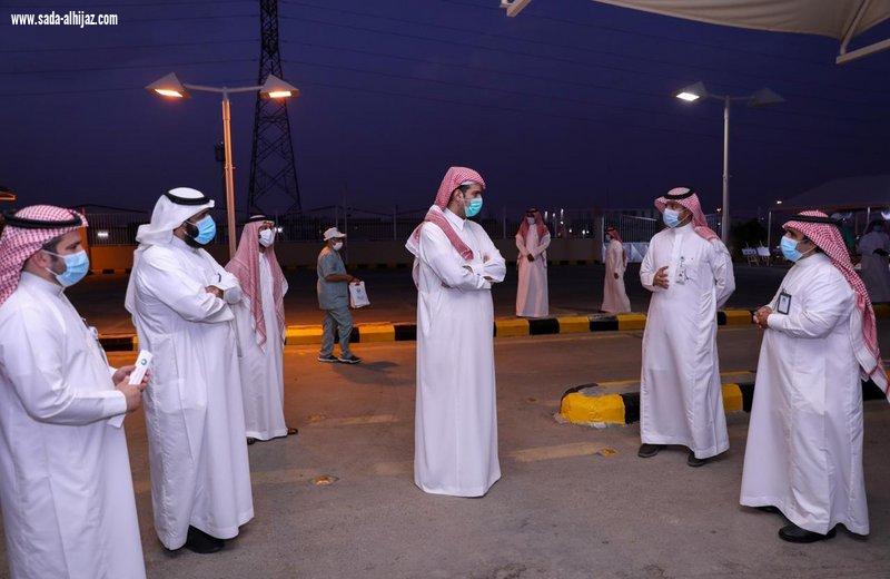 أمين الرياض يتفقد مسالخ العاصمة وغرفة عمليات البرنامج الموسمي لعيد الأضحى