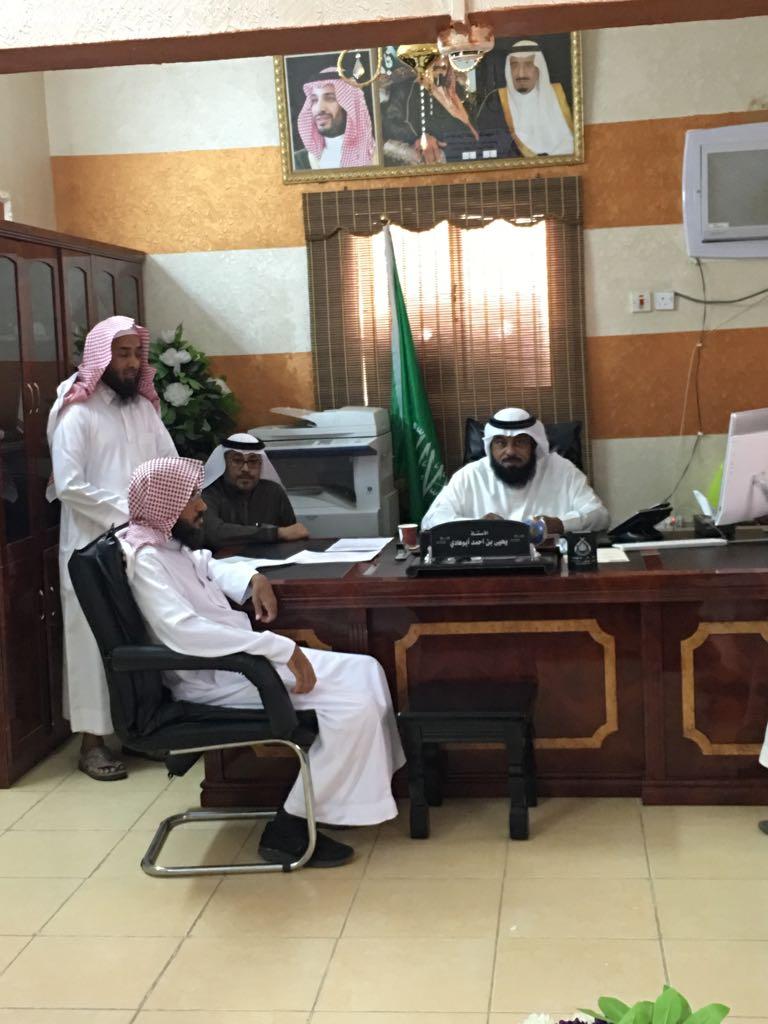 ابو هادي يفتتح اللقاء الدوري لمشرفي  التوعية الإسلامية بمكاتب  التعليم بالمنطقة