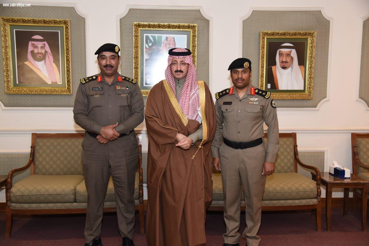 محافظ الإحساء يقلد صلاح بوجليع رتبته الجديدة عقيدا