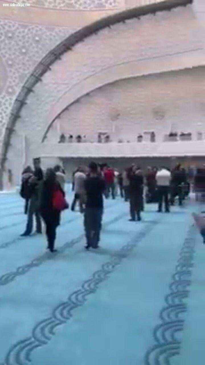 إدارة نادي بارين ميونخ الألماني تبني مسجد في ملعب الاليانزارينا معقل نادي البارفاري 