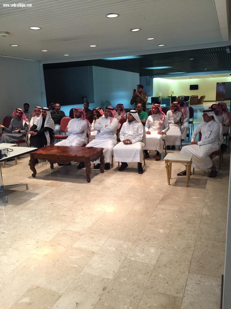 بالصور مدني المدينة ينفذ محاضرة للتوعية بمكتب الهيئة العامة للرياضة بالمدينة المنورة