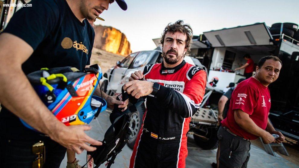 إغلاق باب التسجيل في رالي العُلا نيوم بمشاركة 60 سائقاً و16 درّاجاً