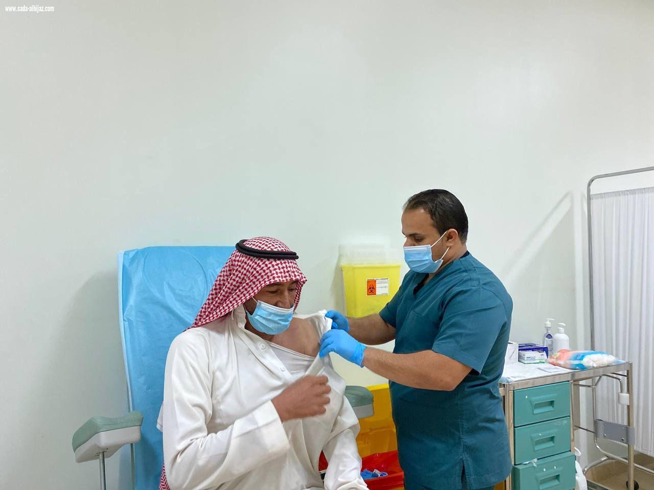 مركز اللقاحات بجامعة الباحة يقدم أكثر من 11 ألف جرعة