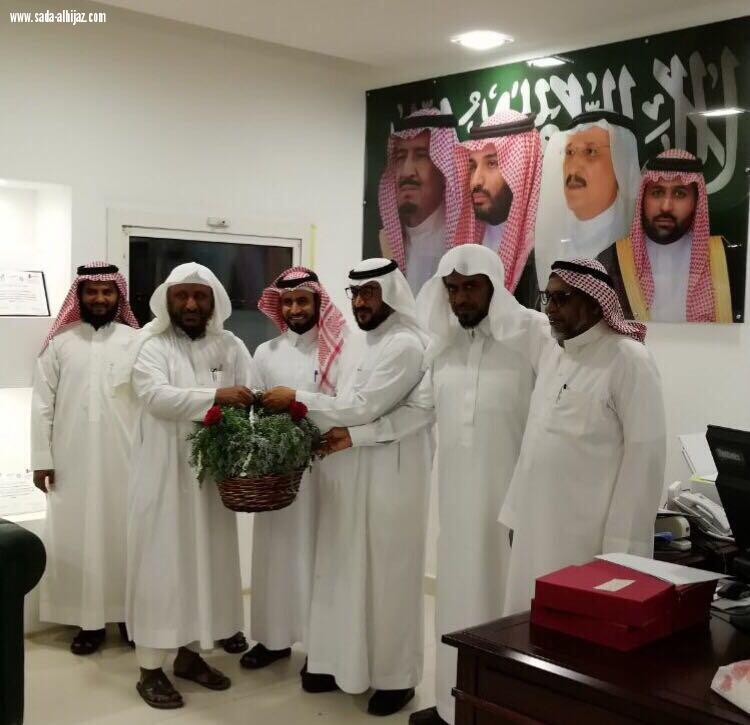 رئيس جمعية بناء وتنمية يستقبل الدكتور العتيق في مقر الجمعية بجازان