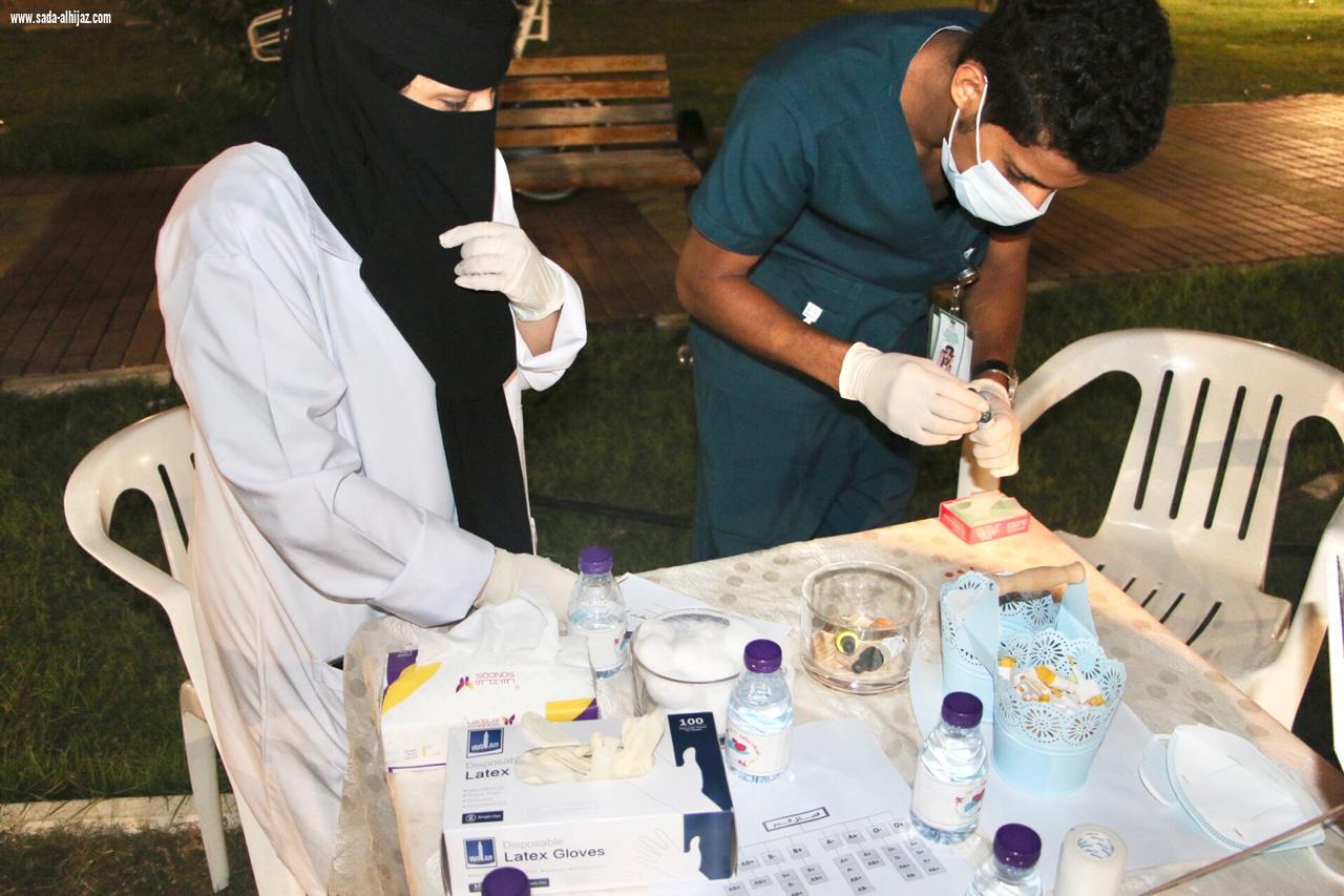 بمناسبة يوم التطوع السعودي والعالمي 2020  فريق مزايا التطوعي ينفذ مبادرة فصيلة دمك شئ يهمك