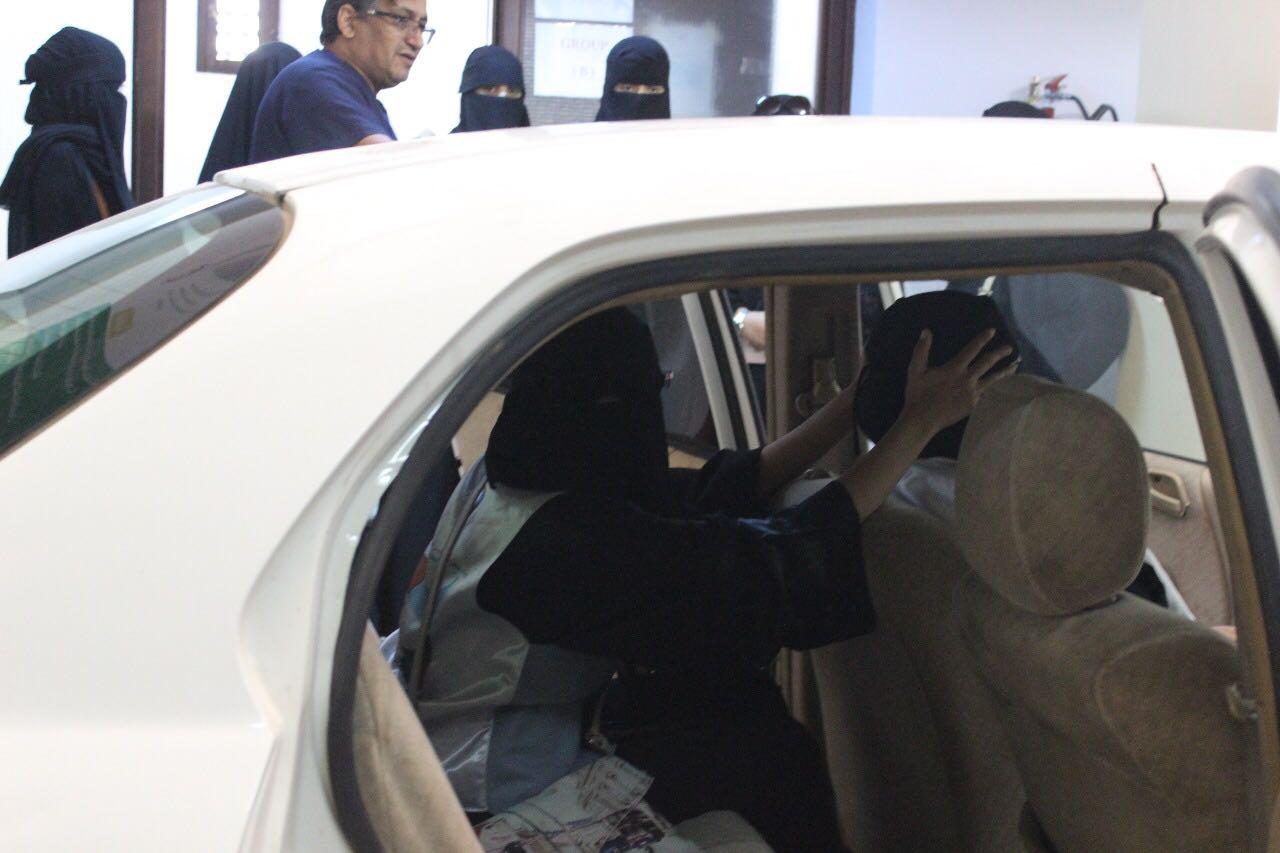 الهلال الأحمر بالمدينة وبالتعاون مع مكتب العمل التطوعي بالمدينة يعقد اولى الجلسات التدريبة للفريق التطوعي