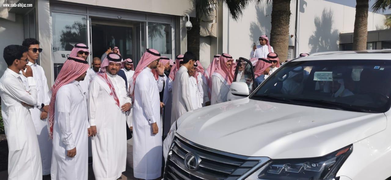 مشايخ وأعيان وابناء محافظة الطوال يستقبلون الدكتور عبدالرحمن ناشب بعد فترة علاجه بالرياض