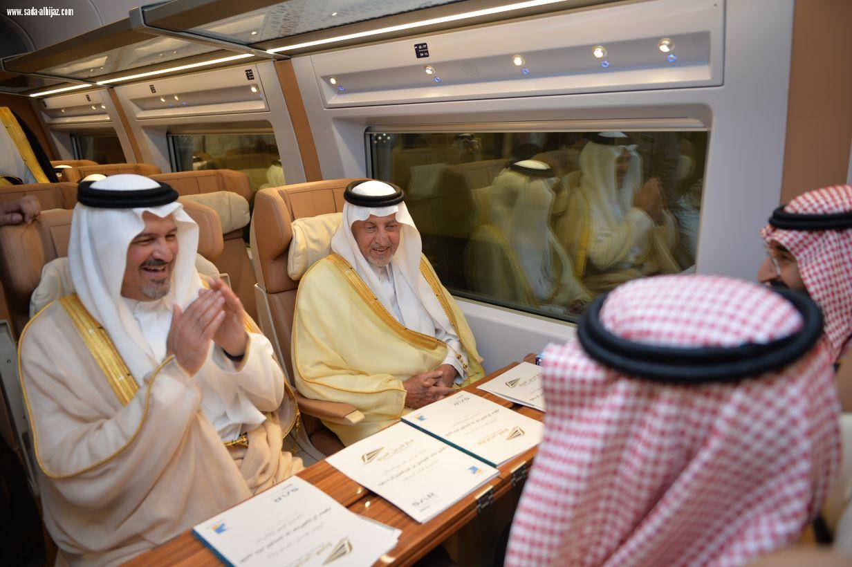 أمير مكة يهنأ خادم الحرمين على ماتحقق من إنجاز في قطار الحرمين الذي سيخدم الحجاج والمعتمرين وسكان الوطن الغالي