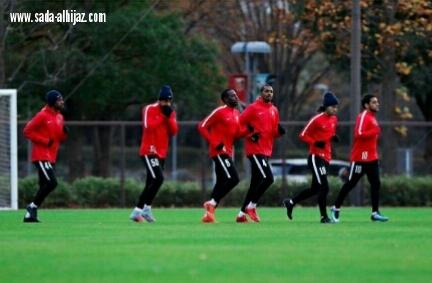 الهلال يجري أول حصصه  التدريبية في اليابان