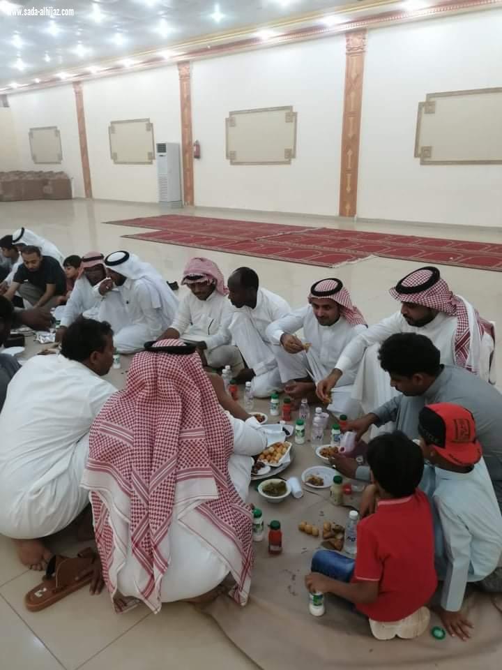 مركز النشاط الاجتماعي بالمنجارة يقيم برنامج الإفطار الرمضاني الجماعي