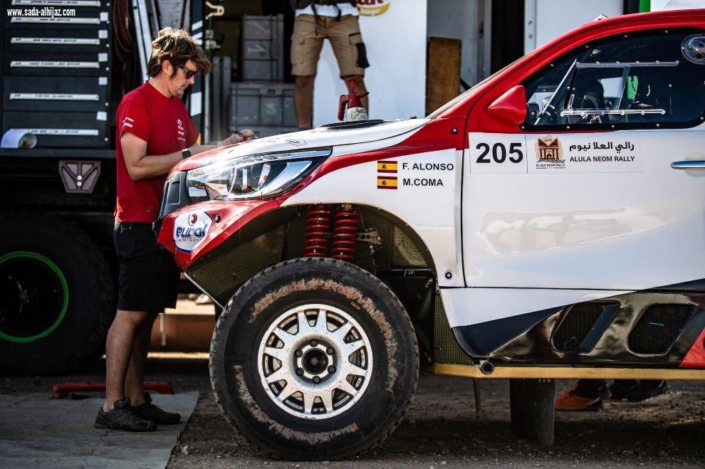 إغلاق باب التسجيل في رالي العُلا نيوم بمشاركة 60 سائقاً و16 درّاجاً