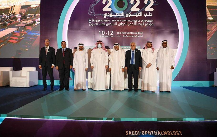 سموُّ الأمير عبدالعزيز بن أحمد بن عبدالعزيز يكرِّمُ 9 من الرواد المكفوفين الذين قدموا خدمة للإنسانية على مستوى الدول العربية