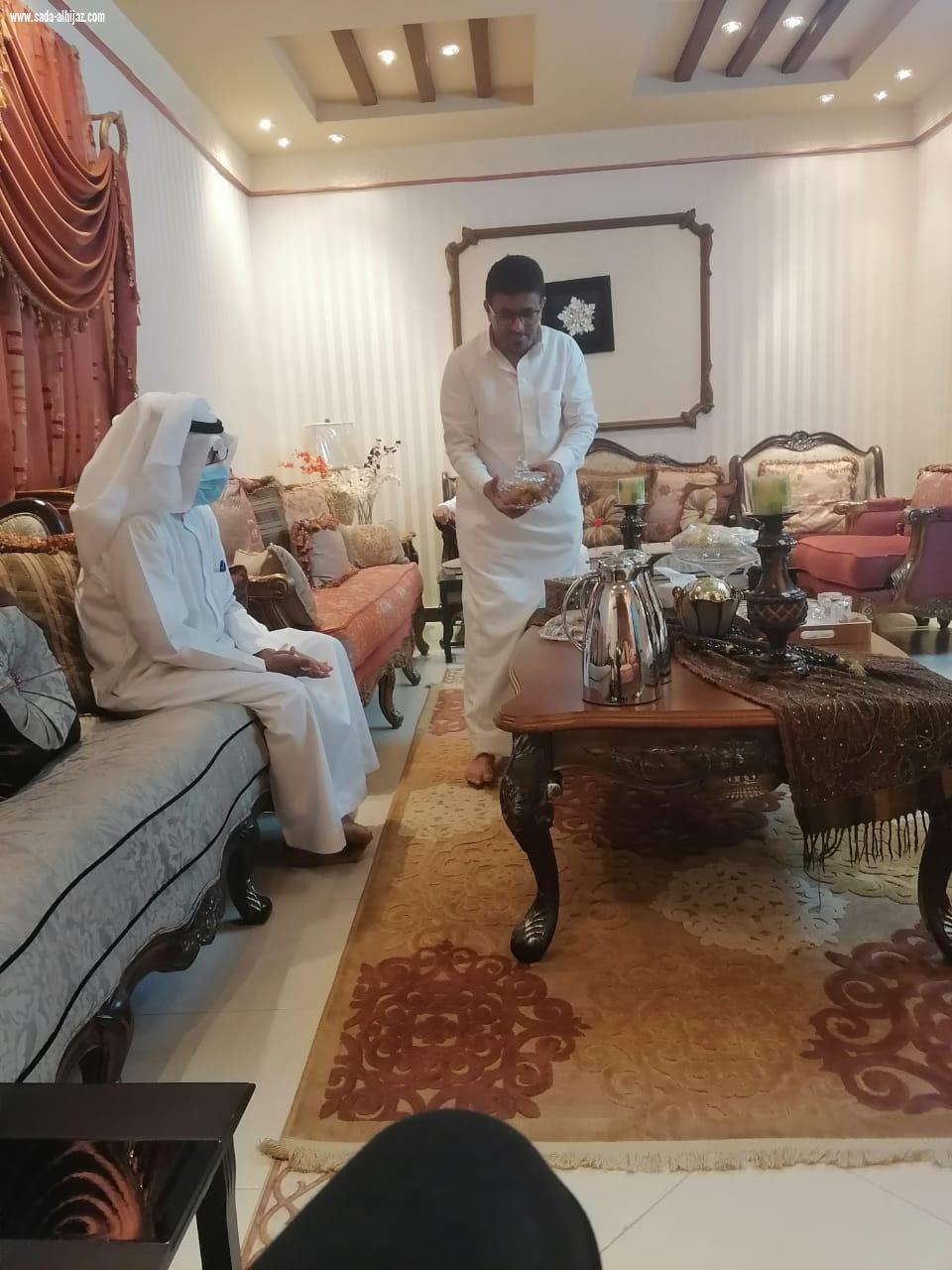 رئيس النادي في زيارة لرئيس فريق الكواكب الرفاعي 