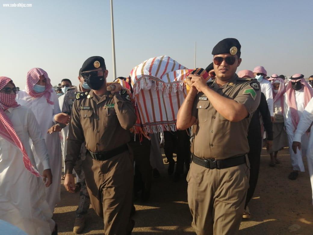 جموع غفيرة تشيع الرقيب اسماعيل عريبي بالموسم