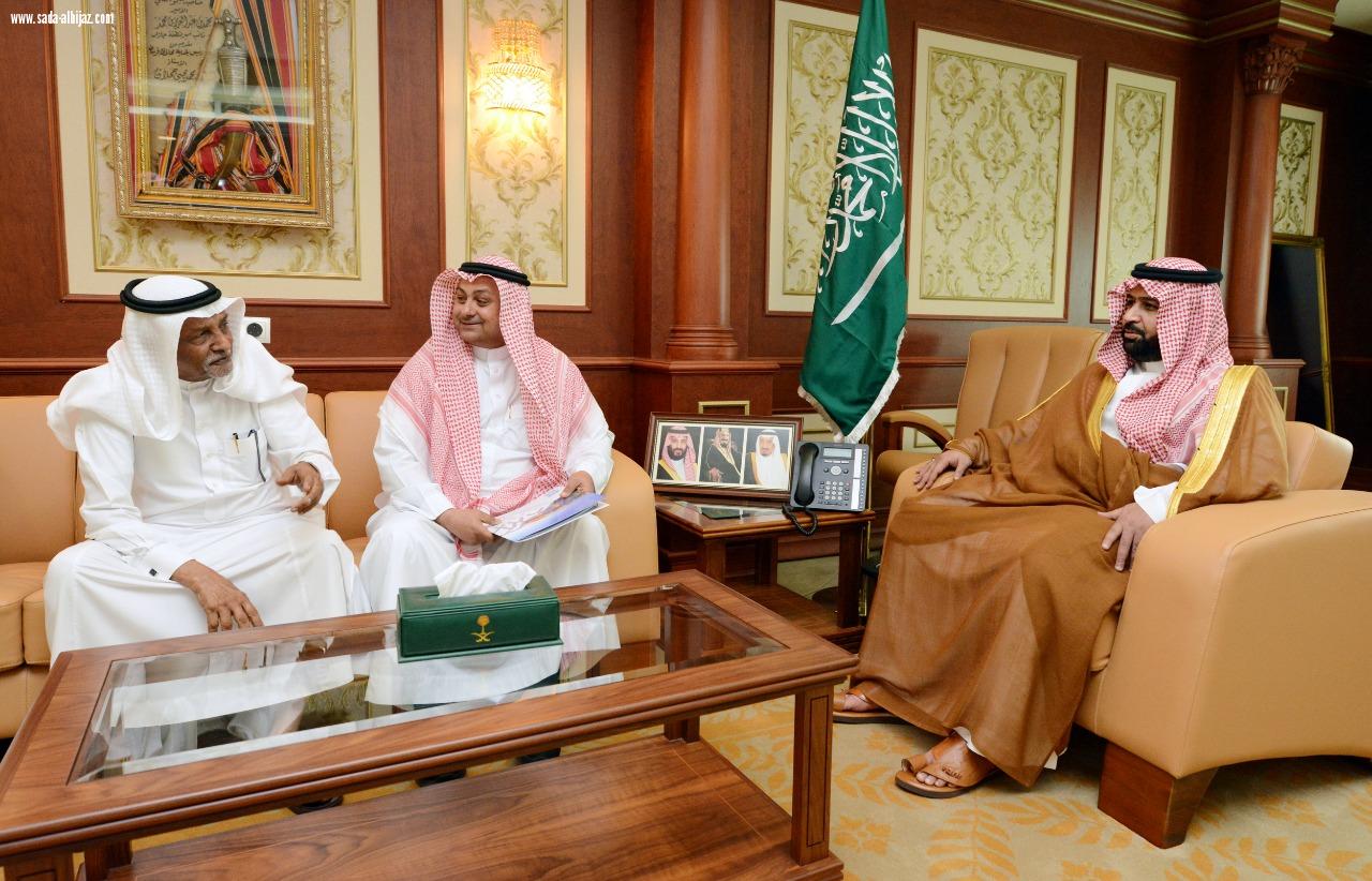 نائب أمير  جازان يسلم رخص ثمانية متاحف خاصة بالمنطقة 