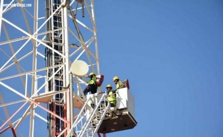 إنقاذ عامل أصيب بشد عضلي ببرج اتصالات بتبوك