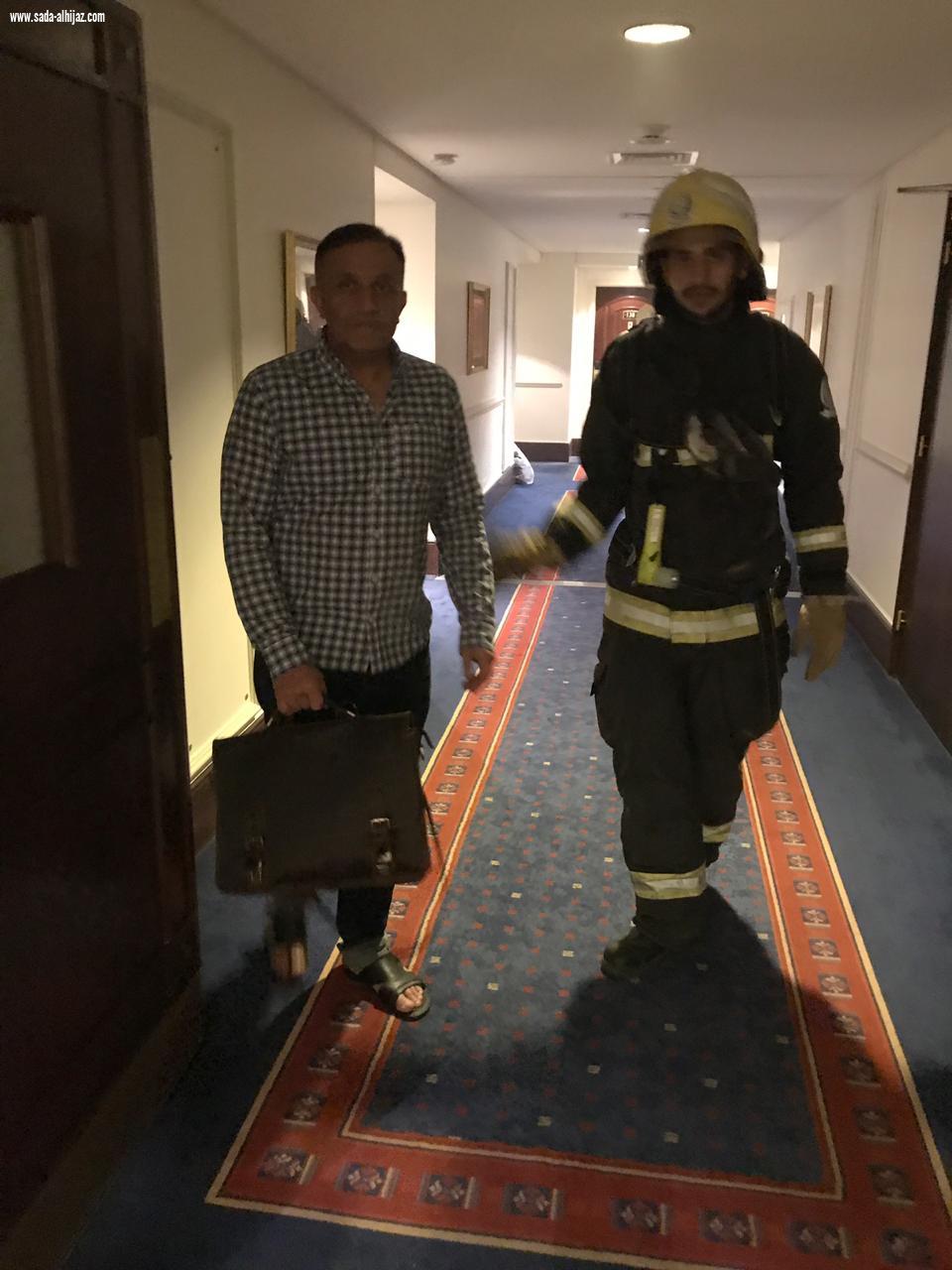 مدني المدينة :إخلاء ٣٥ نزيل احترازياً إثر حادث حريق  بفندق بالمنطقة المركزية