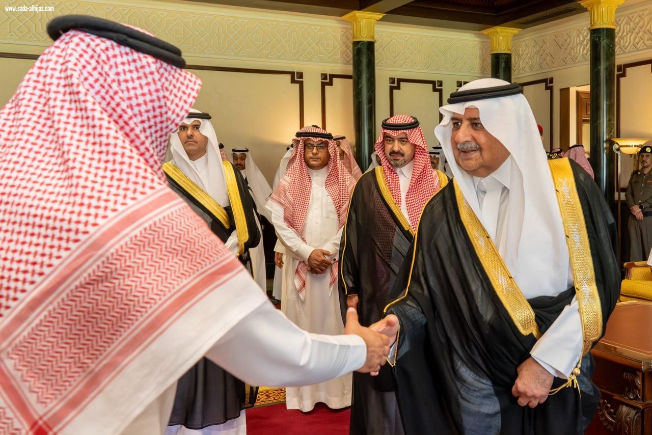 أمير منطقة تبوك يستقبل وكلاء ومنسوبي الإمارة 