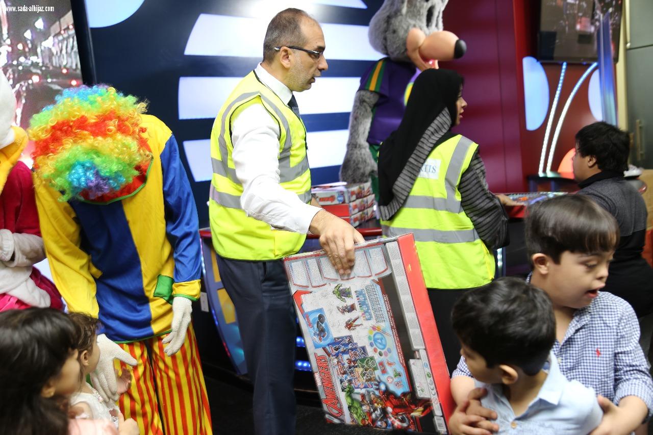 أطفال التوحد ومتلازمة داون يحتفلون