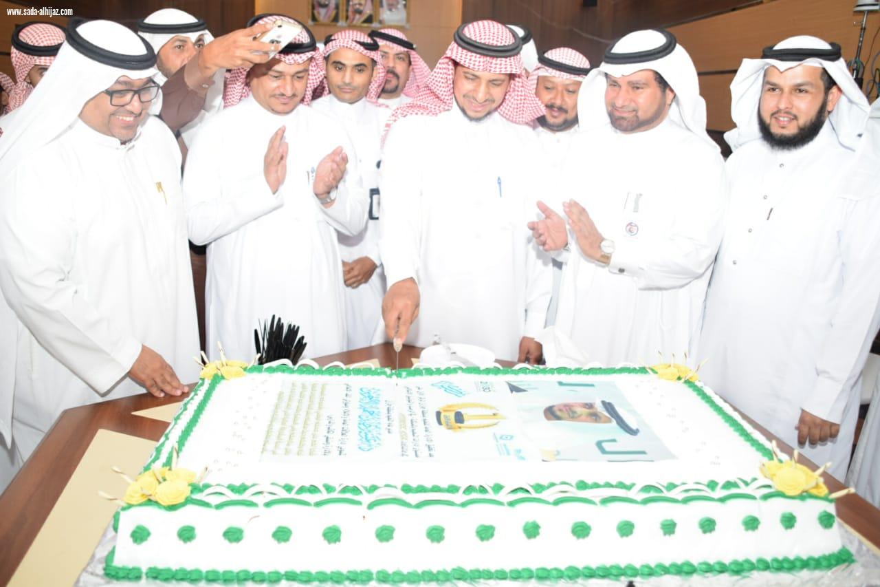 بعد حصول الإدارة على المركز الأول في الرصد والتوثيق على مستوى المملكة تعليم جازان يقيم حفلاً تكريمياً لمنسوبي ومنسقي العلاقات والإعلام