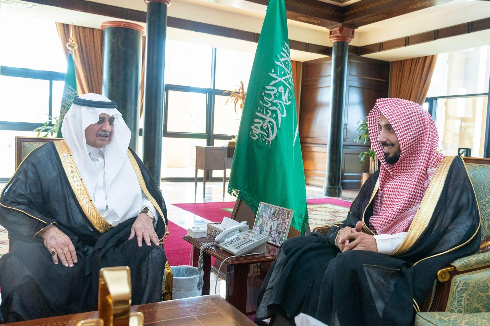 أمير تبوك يطّلع على التقرير السنوي لأعمال فرع هيئة الأمر بالمعروف والنهي عن المنكر 