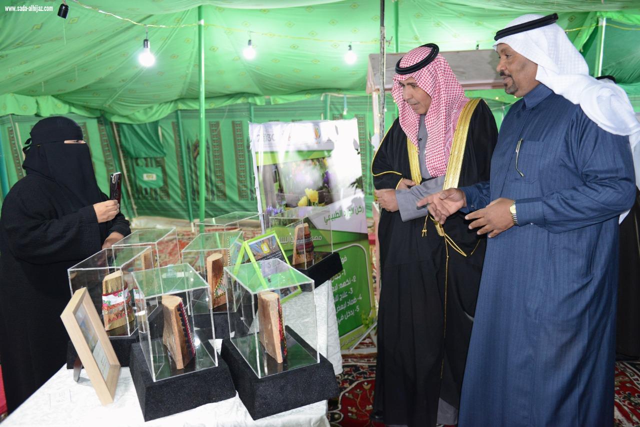 محافظ العلا يفتتح فعاليات أندية مدارس الحي لمهرجان الفوانيس ومهرجان الطفولة والمرح 