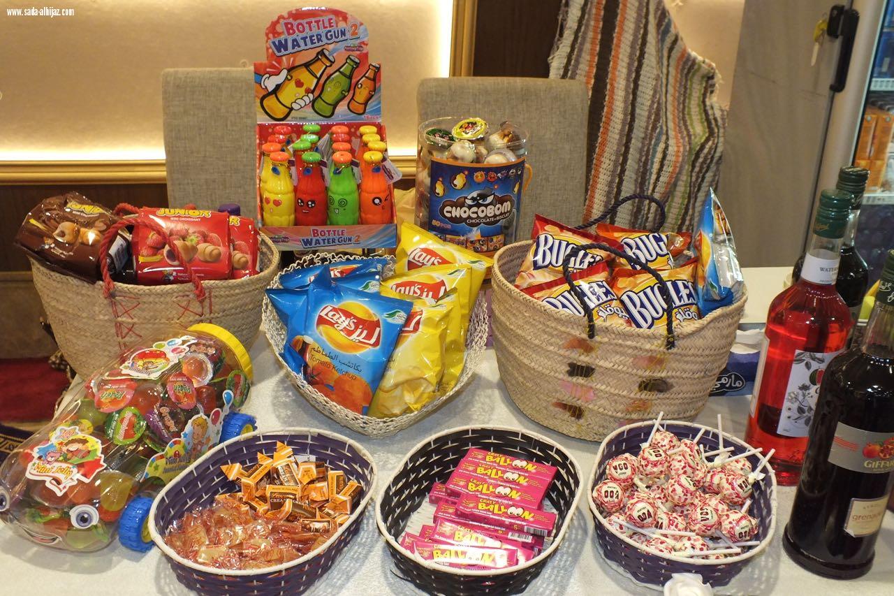 استمرار فعاليات بازار بيت المرآة لليوم الثالث غمرات وشعر وتكريم للمنظمات والاعلاميات من مركز بيت المرأة