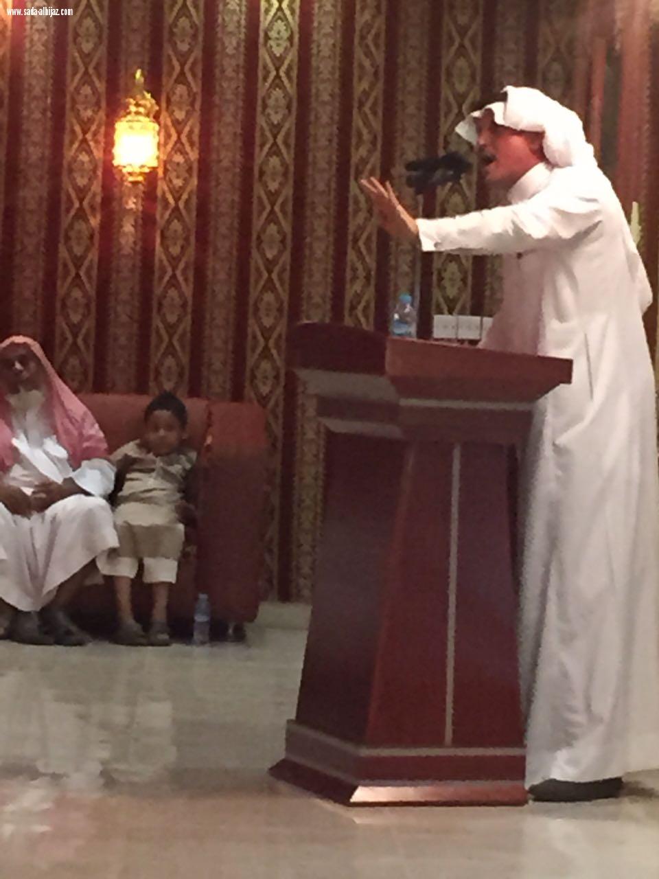 بالصور الظافري يفتتح ملعب الأسطورة بالبديع والقرفي ويحظى تكريم خاص