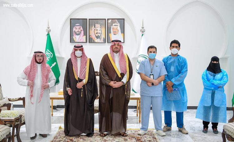 سمو أمير الحدود الشمالية يدشن حملة تطعيم الإنفلونزا الموسمية بالمنطقة