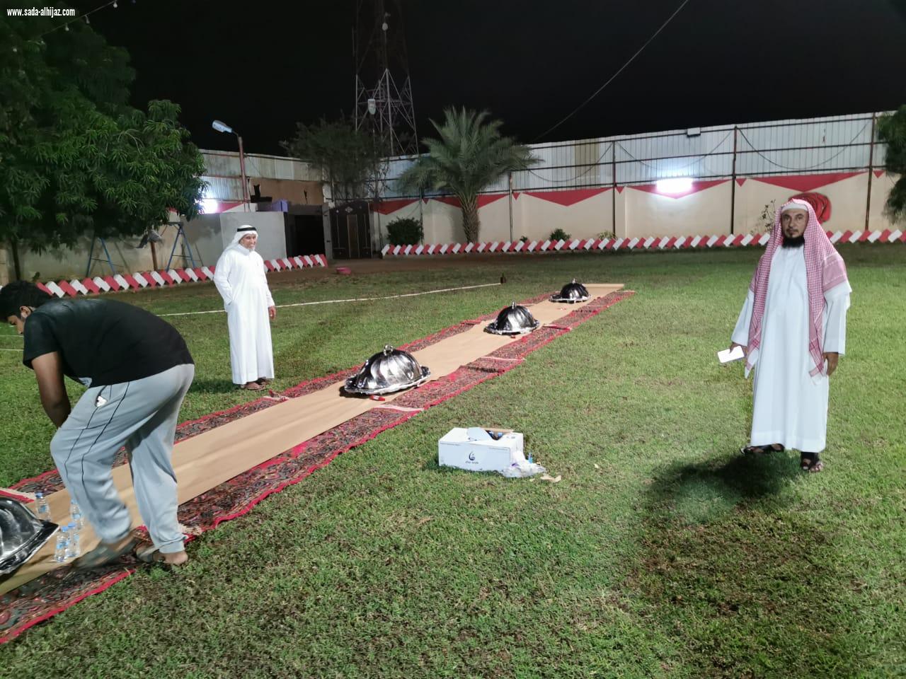 تنمية محافظة الطوال  تقيم حفل معايدة لخريجي المعهد العلمي للعام ١٣٩٤/ ١٣٩٥ للهجرة