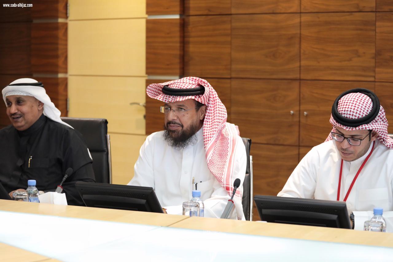 رئيس الهلال الأحمر السعودي يعتمد الخطط العددية للفرق الإسعافية واللجان التشغيلية لموسم الحج 1440هـ 