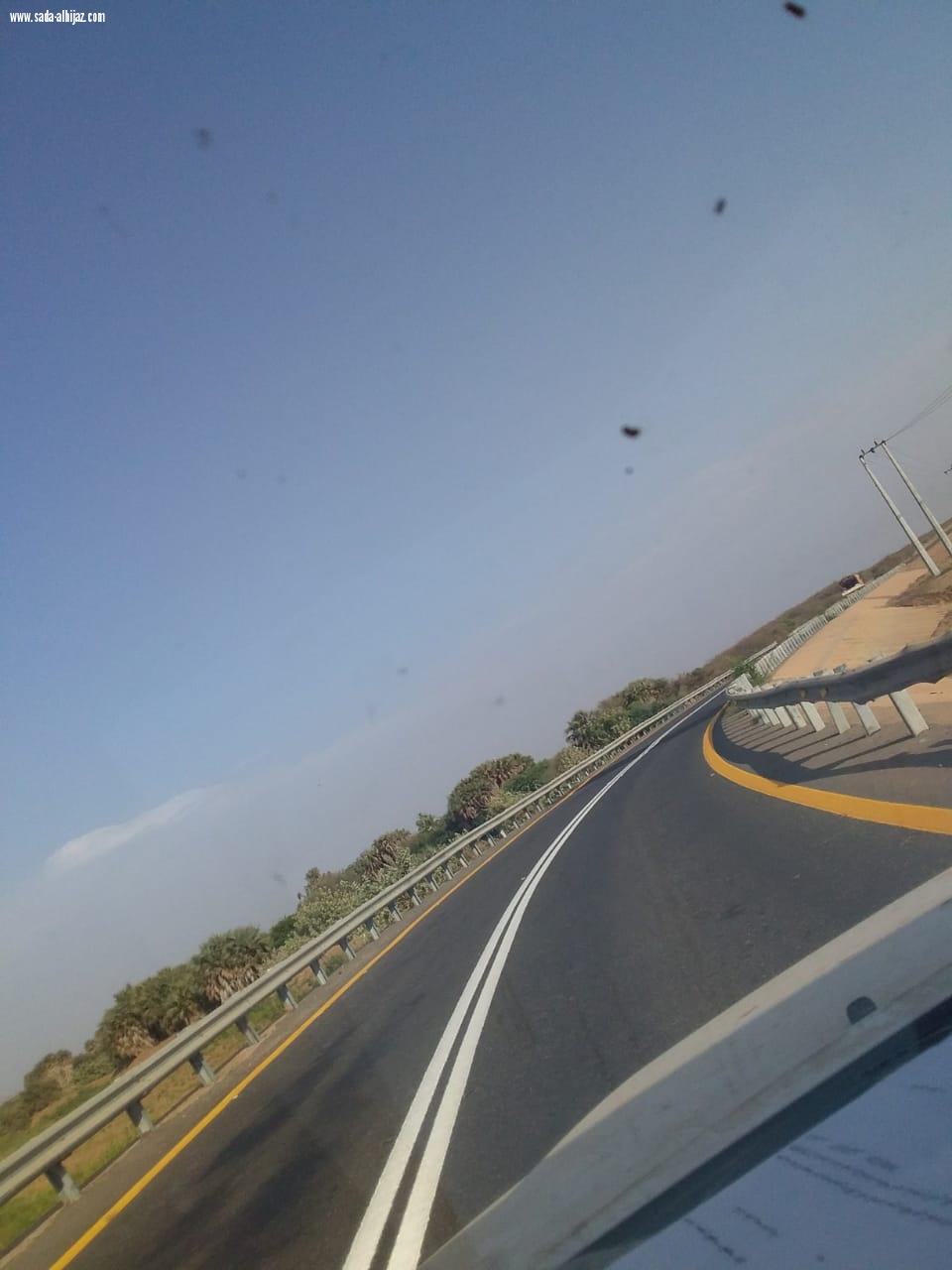 تجاوبا مع ما نشرته الشبكة المواطن جنيد الوشيلي من قرية بيش العليا يشكر إدارة النقل بجازان لإصلاحها الطريق المؤدي إلى القرية...