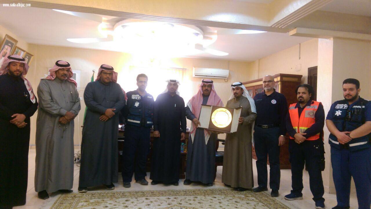 تكريم معلم تبوك من رئيس هيئة الهلال الأحمر السعودي...